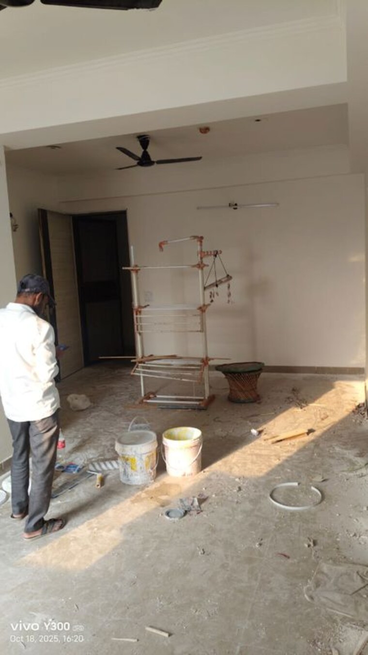 Bathroom, gaur-city-2-14th-avenue 2 Bedroom 955 Sq.Ft. Apartment In Sector 16c Greater Noida Greater Noida 9788154