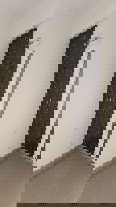 2 BHK Apartment For Sale in Gaur City 2 - 14th Avenue