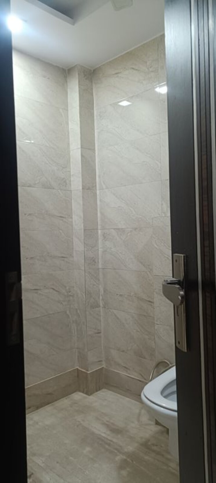 Bathroom, shreshtha vihar 3 Bedroom 1800 Sq.Ft. Builder Floor In Shreshtha Vihar Delhi 9788182