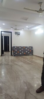 3 BHK + Pooja Room 1800 Sq.Ft. Builder Floor in Shreshtha Vihar