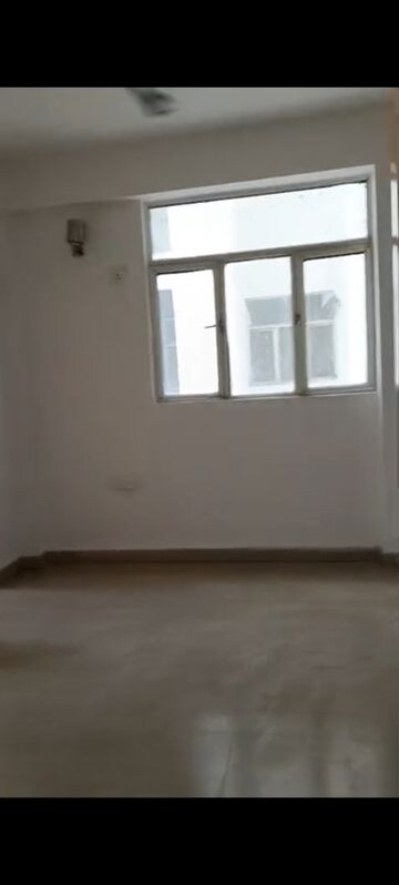 Room in 2 BHK Apartment at SCC Heights, Raj Nagar Extension – for Sale