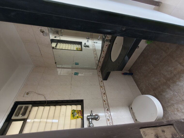 Bathroom, lake-pleasant 2 Bedroom 750 Sq.Ft. Apartment In Powai Mumbai 9788206