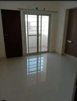 Room in 3 BHK Apartment at Kanakia Levels, Malad East – for Rent