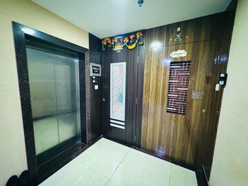 Bedroom in 2 BHK Apartment at Royal Oasis, Malad West – for Rent