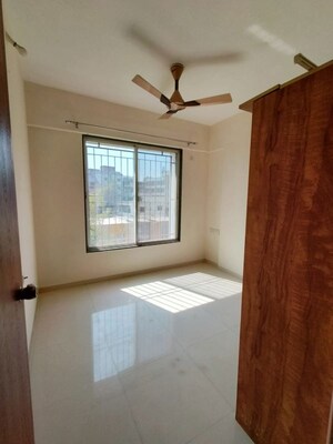 Room in 2 BHK Apartment at Pristine Equilife Homes, Mahalunge Ingale – for Rent