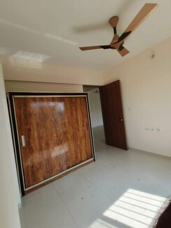2 BHK Apartment For Rent in Pristine Equilife Homes