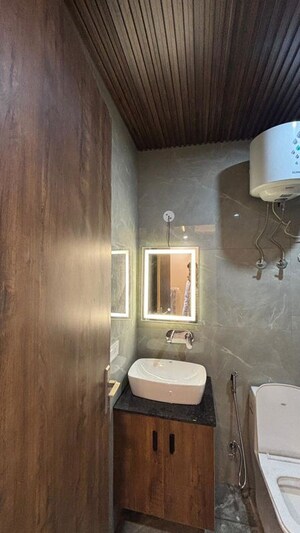 Bathroom in 4 BHK Apartment at Ireo Skyon, Sector 60 – for Sale