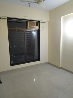 2 BHK + Pooja Room Apartment For Rent in Lodha Iris