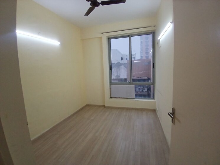 Room, pioneer-park-phase-1 3 Bedroom 2439 Sq.Ft. Apartment In Sector 61 Gurgaon 9788233