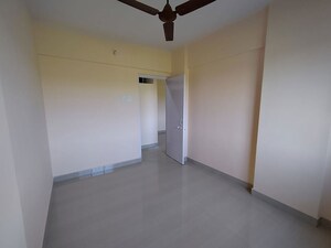 Room in 1 BHK Apartment at Hill Crest Manpada, Manpada – for Rent