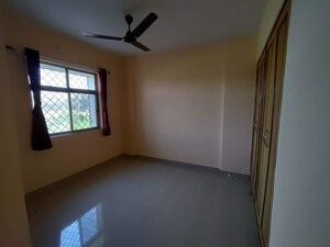 Room in 1 BHK Apartment at Hill Crest Manpada, Manpada – for Rent