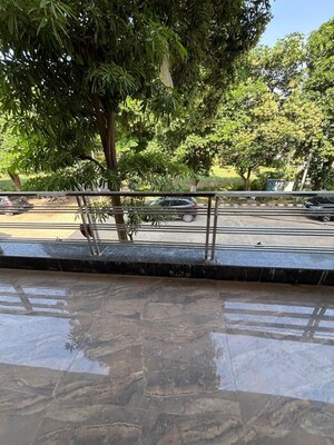 Balcony in 3.5 BHK Builder Floor at Ardee City, Sector 52 – for Rent