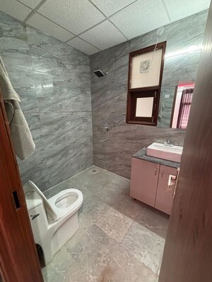 Bathroom in 3.5 BHK Builder Floor at Ardee City, Sector 52 – for Rent