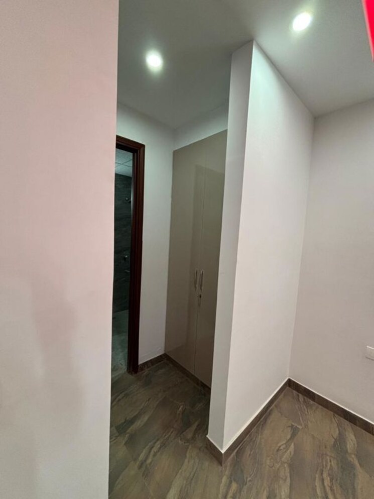 Room, ardee-city 3.5 Bedroom 1800 Sq.Ft. Builder Floor In Sector 52 Gurgaon 9788245