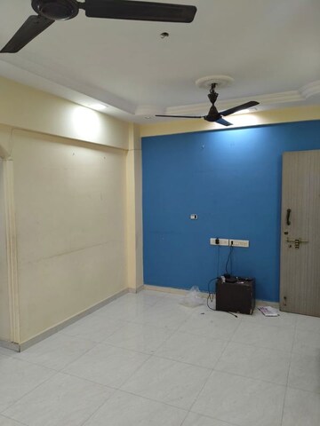 Room in 1 BHK Apartment at Runwal Estate, Dhokali – for Rent
