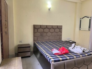 Bedroom in 2 BHK Builder Floor at Ansal Royale Casa, Sector 55 – for Rent