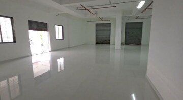  Warehouse For Rent in Dahisar East