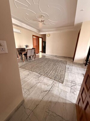 Bedroom in 3 BHK Builder Floor at Sushant Lok 2, Sector 57 – for Rent