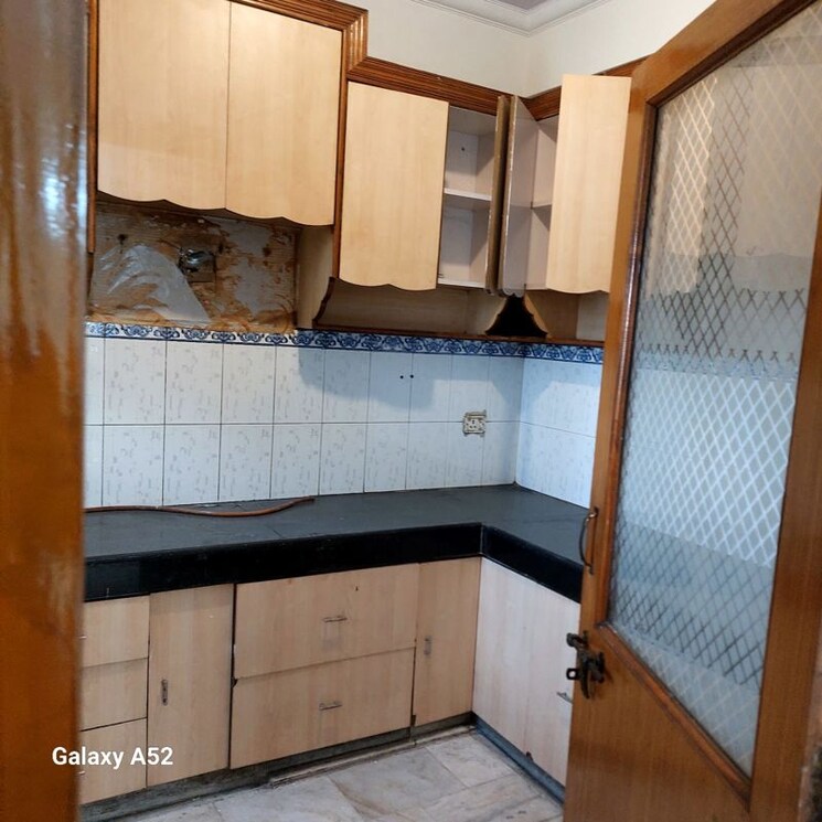 Kitchen, sector 18 dwarka 3 Bedroom 1400 Sq.Ft. Apartment In Sector 18 Dwarka Delhi 9788290