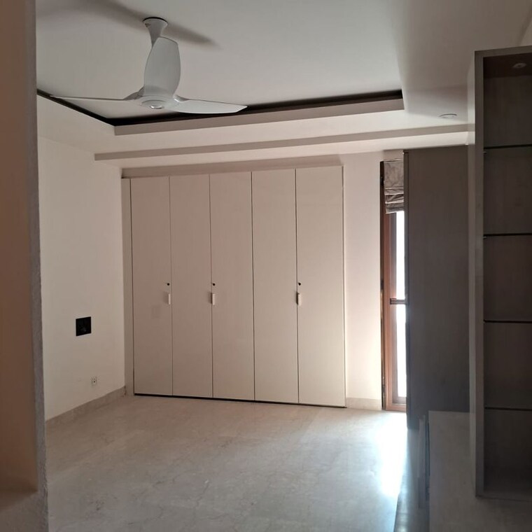 Room, panchsheel park 4 Bedroom 500 Sq.Ft. Builder Floor In Panchsheel Park Delhi 9788285