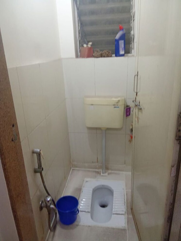 Bathroom, dattanagar 1 Bedroom 594 Sq.Ft. Builder Floor In Dattanagar Pune 9788325