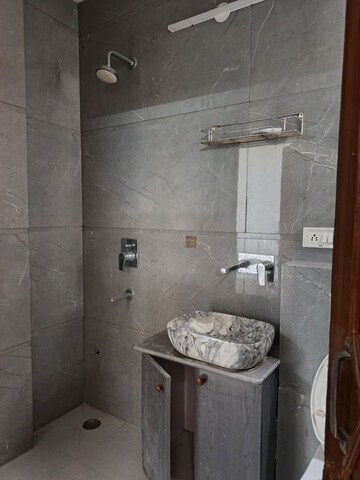 Bathroom in 3 BHK Apartment at Sector 22 Dwarka – for Rent