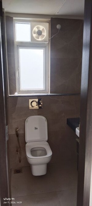 Bathroom in 3 BHK Builder Floor at Smart World Orchard, Sector 61 – for Rent