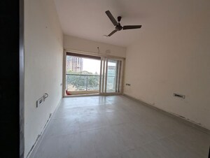 Bedroom in 3 BHK Apartment at RNA Continental, Chembur – for Rent