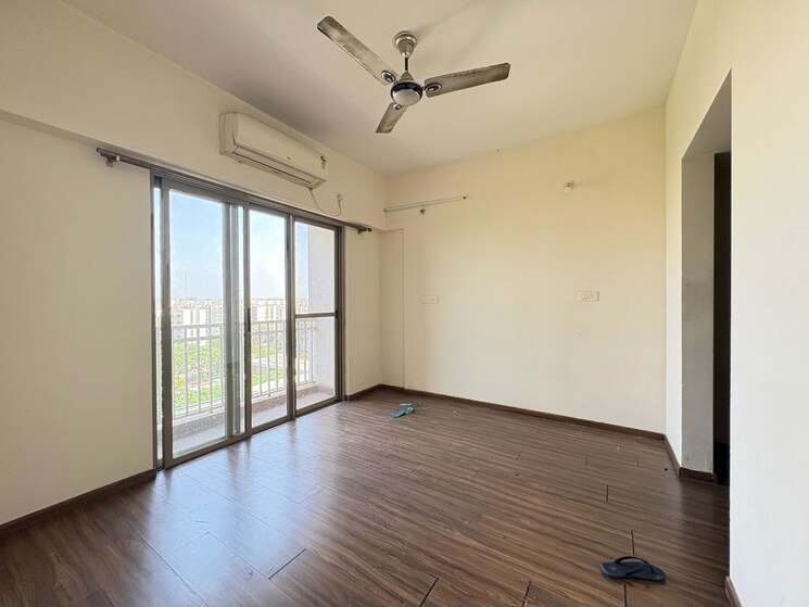 Room, lodha-palava-exotica 2 Bedroom 960 Sq.Ft. Apartment In Dombivli East Thane 9788350