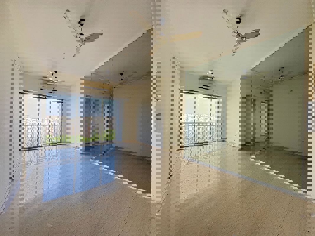 2 BHK + Pooja Room,Servant Room Apartment For Rent in Lodha Palava Exotica