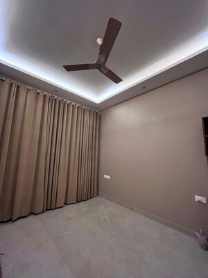 Room in 2 BHK Builder Floor at Jakhan – for Rent