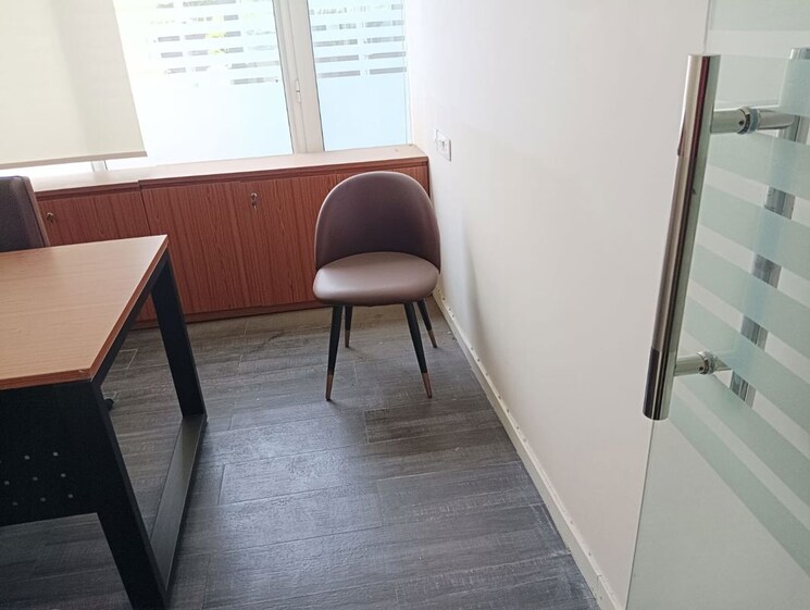 undefined, emaar-mgf-colonnade Commercial Office Space 1600 Sq.Ft. In Sector 66 Gurgaon 9788355