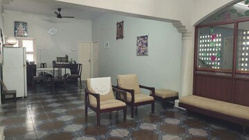   Plot at Uthandi – for Sale