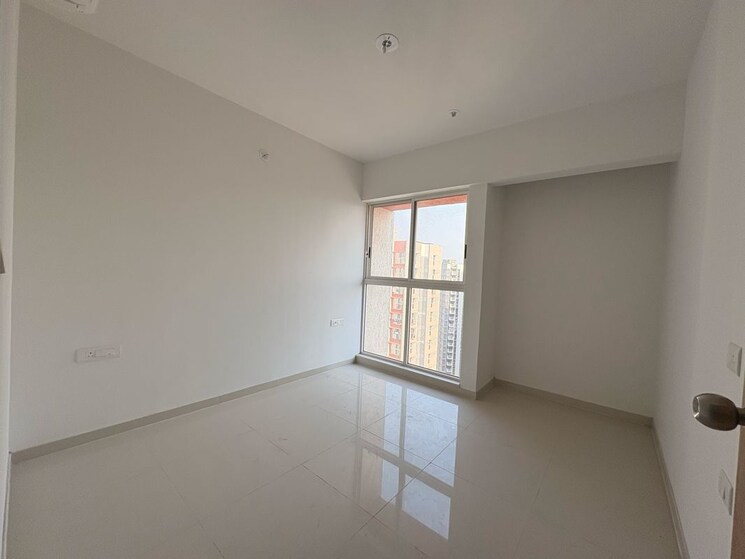 Room, lodha-codename-premier 2.5 Bedroom 759 Sq.Ft. Apartment In Mangaon Thane 9788377