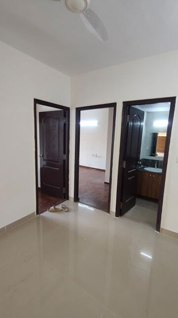 Room in 2 BHK Apartment at Supertech Micasa, Kannur – for Rent