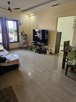 2 BHK Apartment For Rent in Lakeshore Heights