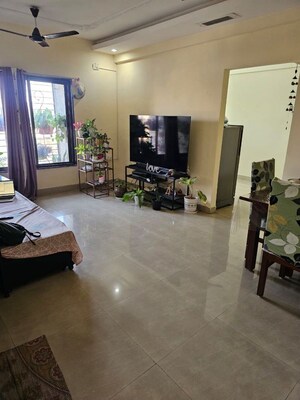 2 BHK Apartment For Rent in Lakeshore Heights, Powai