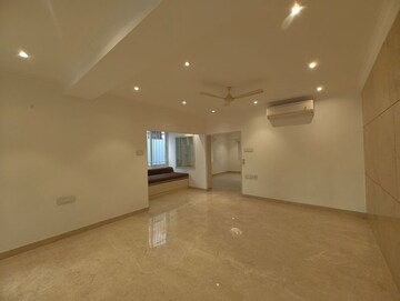 Room in  Independent House at Besant Nagar – for Sale