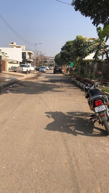 Parking in 3 BHK Apartment at GMADA Eco City, North Mullanpur – for Rent