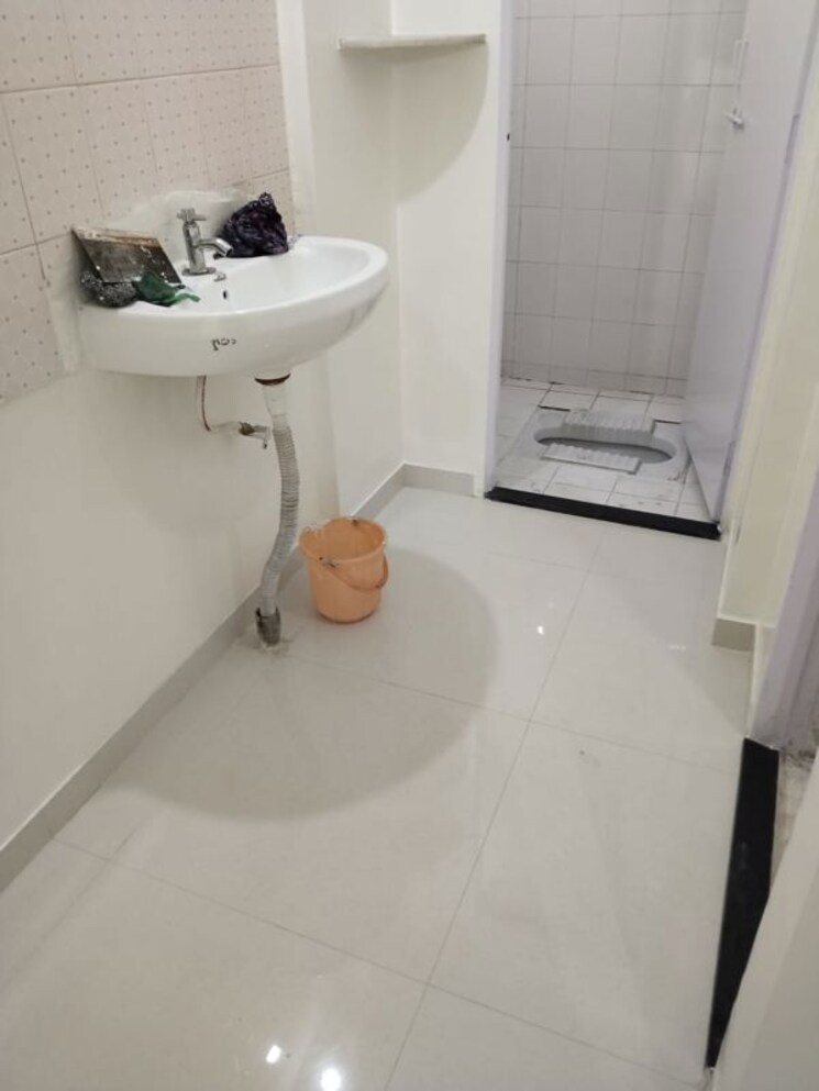 Bathroom, sneh-akshay-nagar-phase-i 3 Bedroom 1400 Sq.Ft. Apartment In Pimple Nilakh Pune 9788413