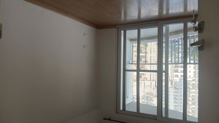 Room, emaar-the-palm-drive-the-premier-terraces 3 Bedroom 2125 Sq.Ft. Apartment In Sector 66 Gurgaon 9788430