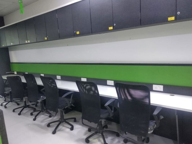 Team Area, k-rahega-palm-springs Commercial Office Space 1020 Sq.Ft. In Malad West Mumbai 9788432