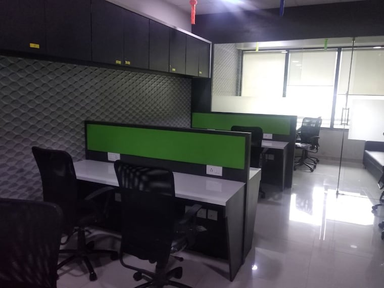 Team Area, k-rahega-palm-springs Commercial Office Space 1020 Sq.Ft. In Malad West Mumbai 9788432