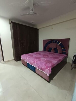 Bedroom in 3 BHK Builder Floor at Surya CGHS, Sector 43 – for Rent