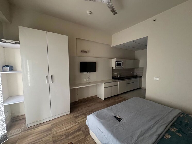Room, paramount-golfforeste 1 Bedroom 435 Sq.Ft. Apartment In Zeta I Greater Noida Greater Noida 9788448