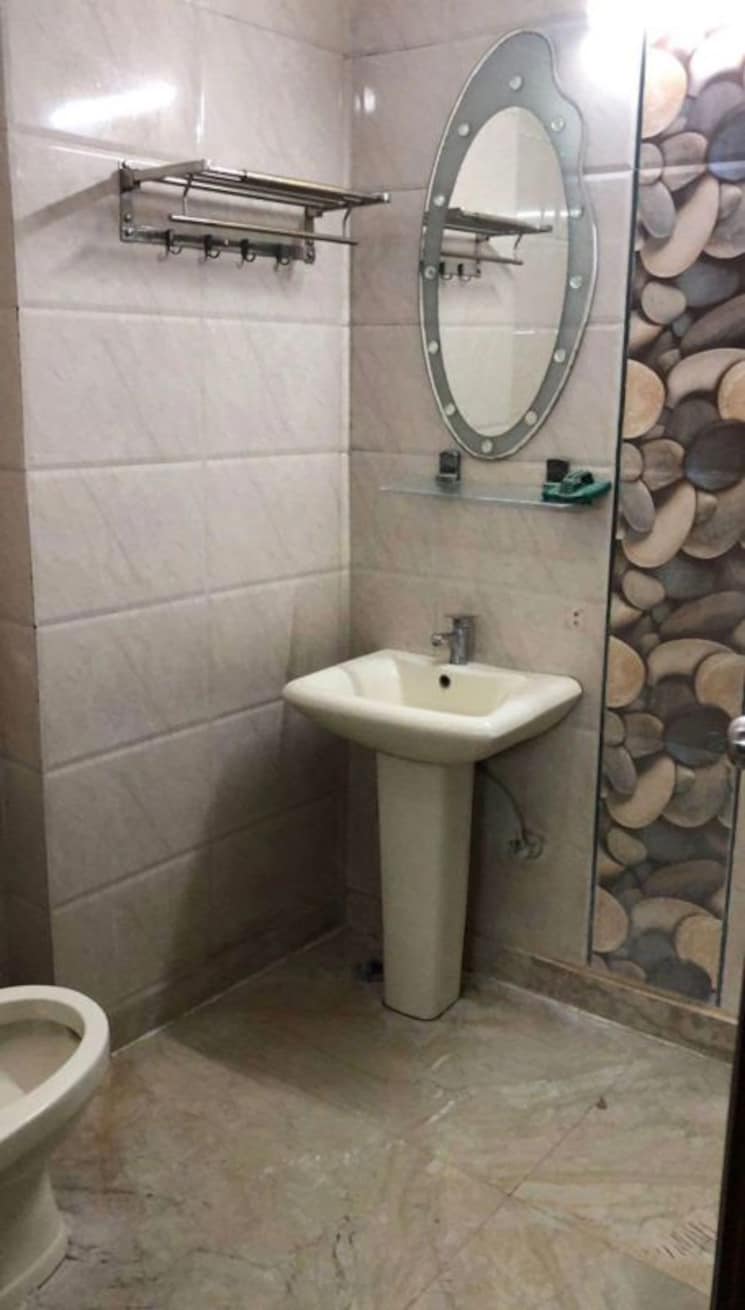 Bathroom, subhash nagar 2 Bedroom 900 Sq.Ft. Builder Floor In Subhash Nagar Delhi 9788452
