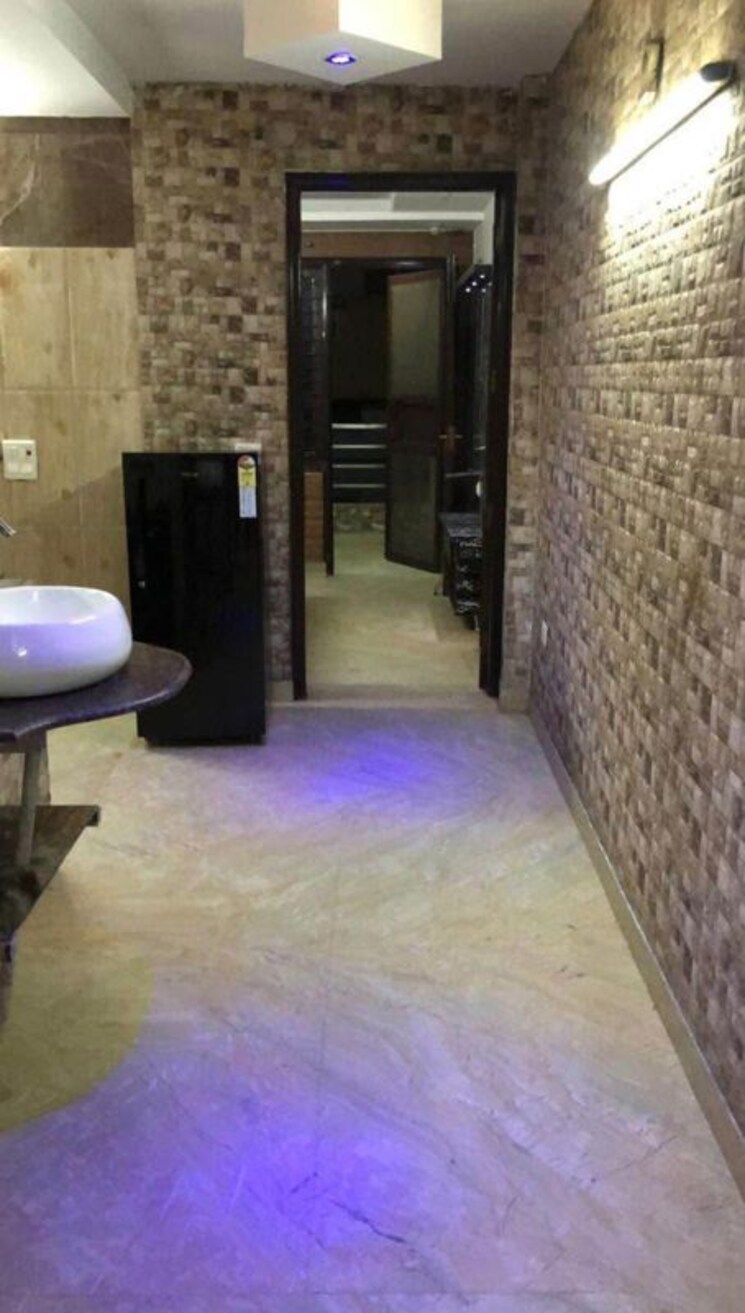 Room, subhash nagar 2 Bedroom 900 Sq.Ft. Builder Floor In Subhash Nagar Delhi 9788452