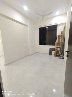1 BHK Apartment For Rent in Lodha Vista