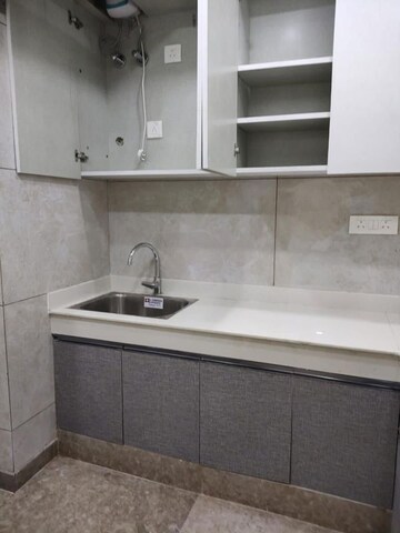 Bathroom in 1 BHK Apartment at Sector 7 Dwarka – for Rent