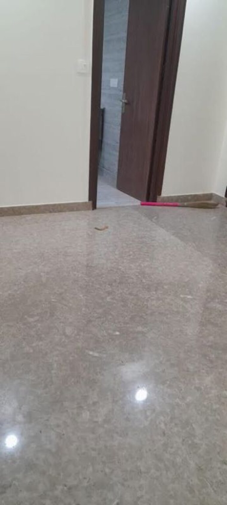 Room, sector 7 dwarka 1 Bedroom 750 Sq.Ft. Apartment In Sector 7 Dwarka Delhi 9788482